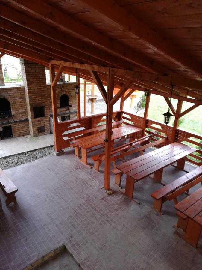 Pensiunea Colt Alb Ocolis Dış mekan fotoğraf